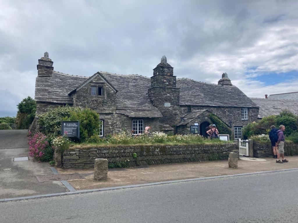 Picture Perfect Cottage In Rural Tintagel Exterior photo